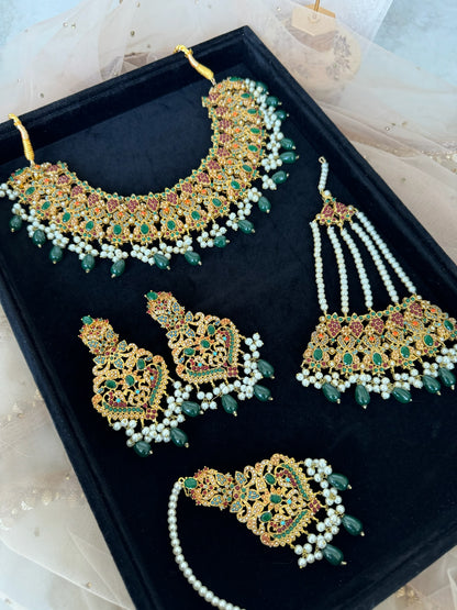 Suhana Necklace Set